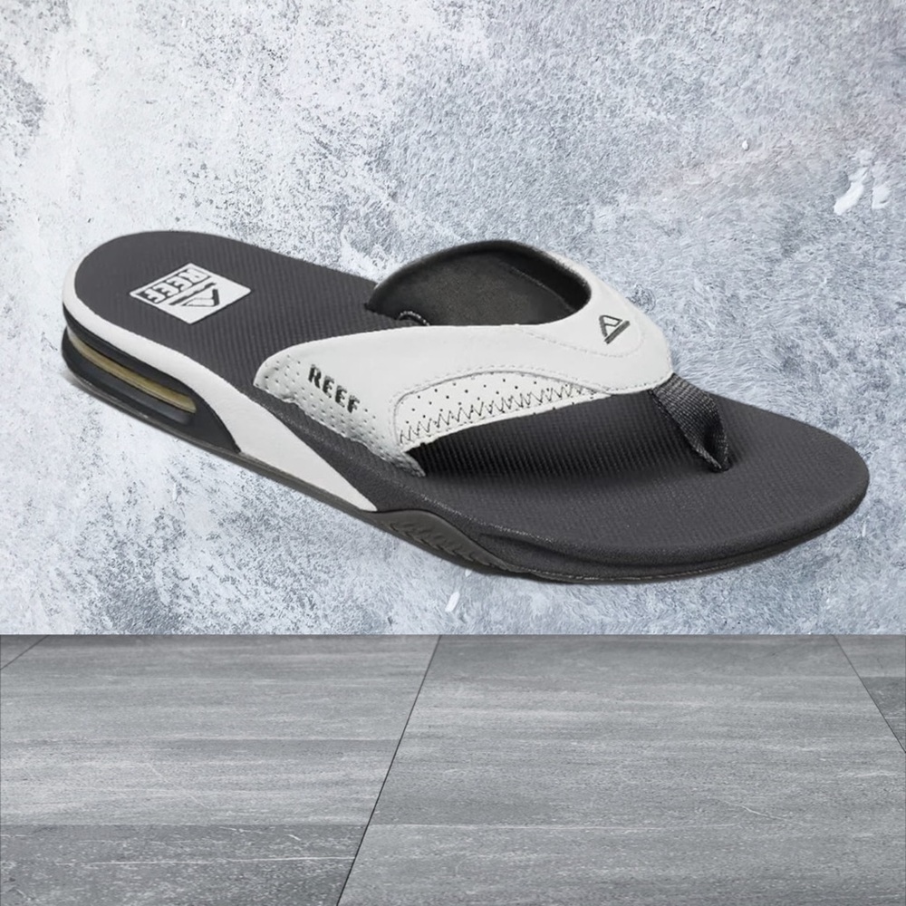 NWT Reef Men's Fanning Flip-Flop size 13 - Picture 2 of 8